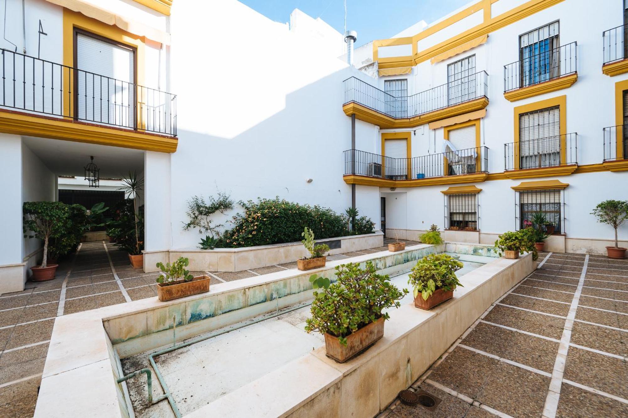 Pilsev Center Apartment Seville Ngoại thất bức ảnh