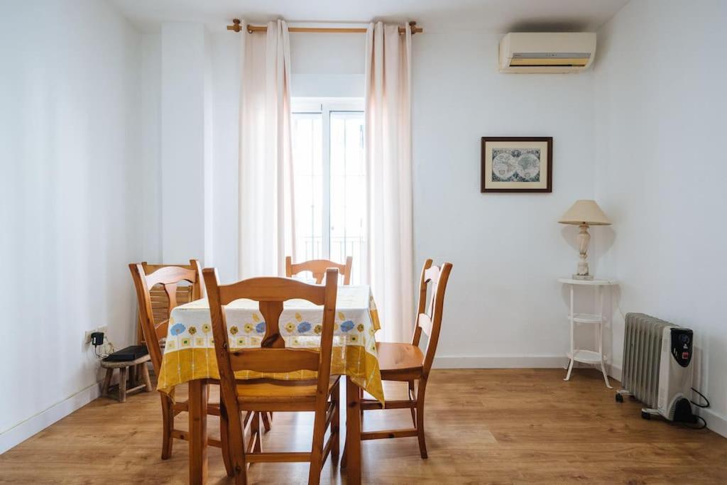Pilsev Center Apartment Seville Ngoại thất bức ảnh